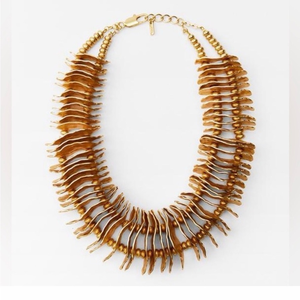 NWT ⚜️👑⚜️ Song of Style Gorgeous Goldtone Statement Necklace